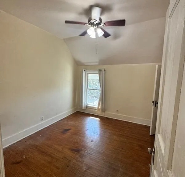 1015 Madison St — Photo 6