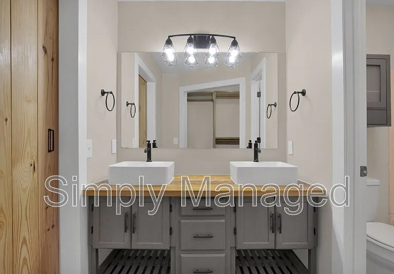 6764 Saint Julian Way — Photo 16
