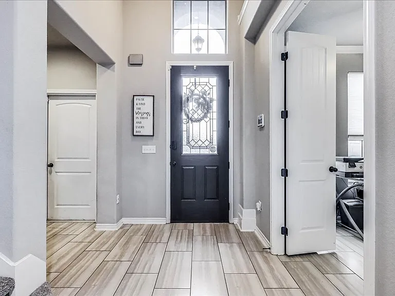 7809 Pavo Real St — Photo 5