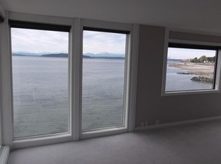 3717 Beach Dr SW APT 101, Seattle, WA 98116