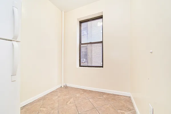Rented by Compass | media 10