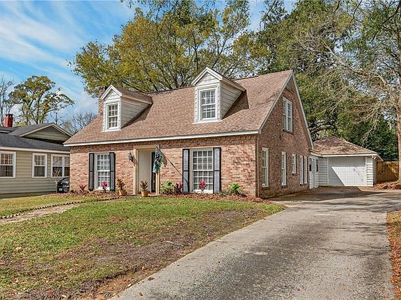 4th image of 8 Elizabeth Pl