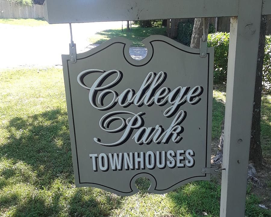 College Park Townhomes