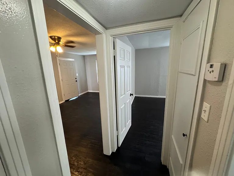 1749 S 22nd St — Photo 5