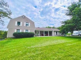 7 Sundance Acres Rd, Stormville, NY 12582