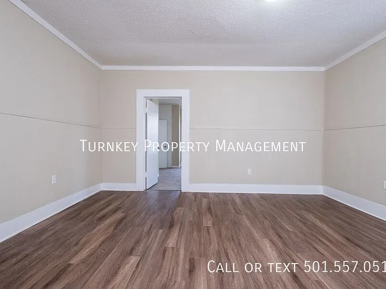 1308 W 21st St — Photo 11