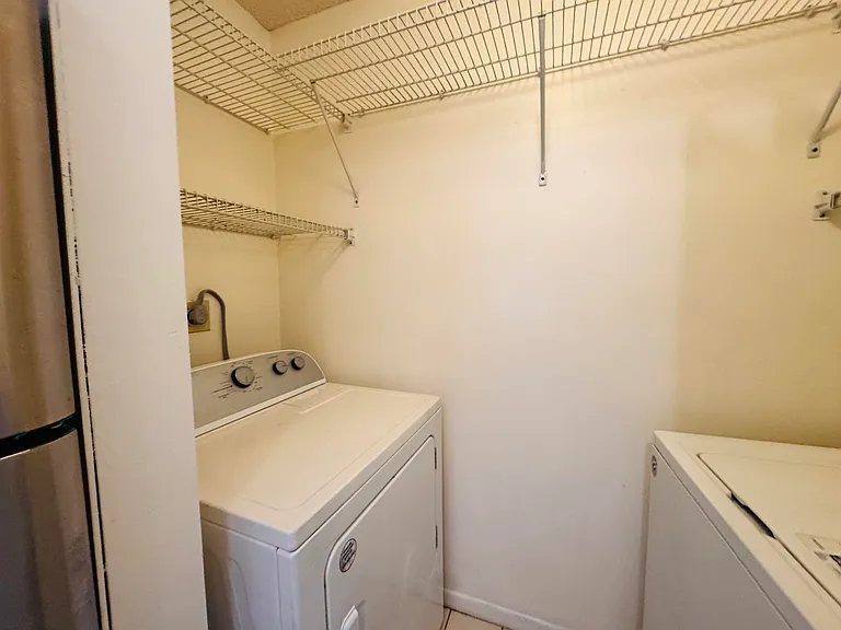 20681 NE 4th Pl #105 — Photo 14