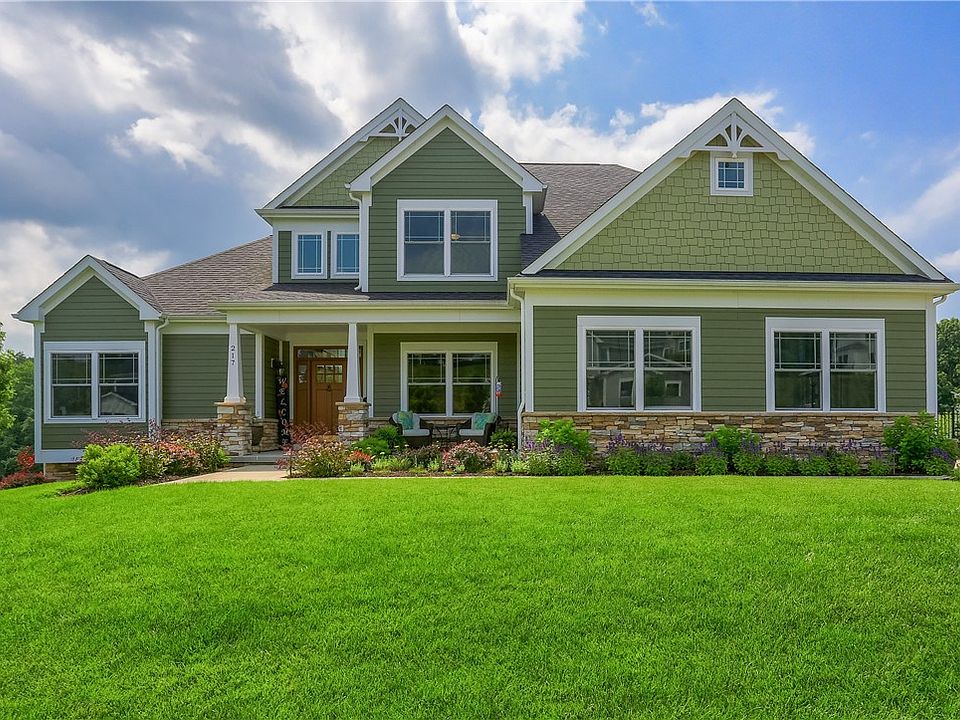 1st image of 217 Hickory Ln