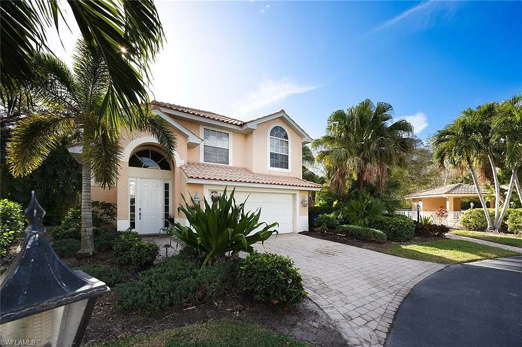 3 bed, 2.5 bath, 1681 sqft, $6,500 — Photo 2