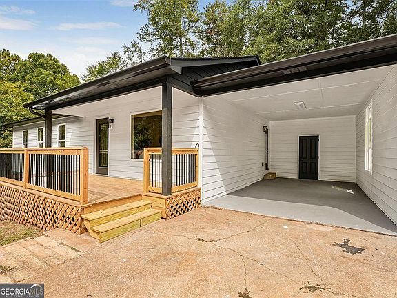 2nd image of 531 Carlton Rd