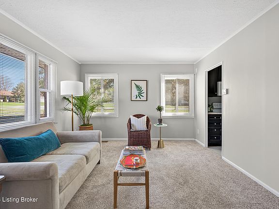 3rd image of 1422 Old Mill Rd