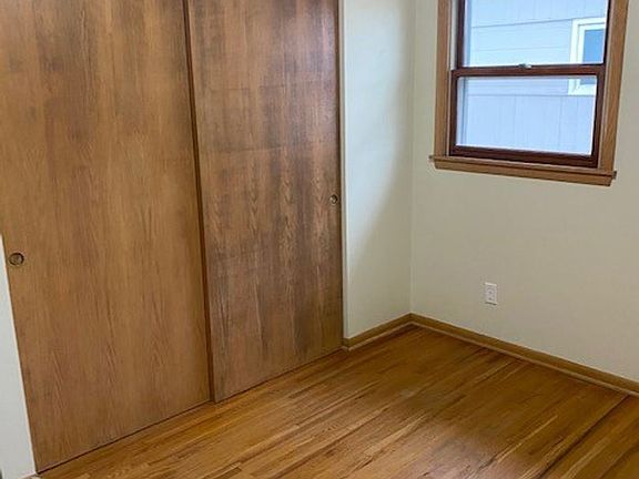 4th image of 1715 19th St S