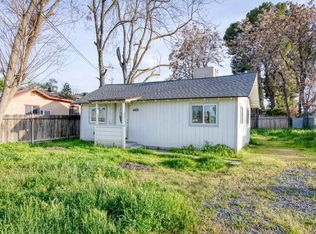 4438 E Hammond Ave, Fresno, CA 93703