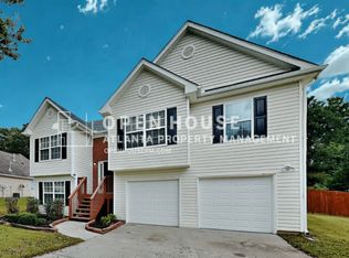 450 Aristocrat Dr SW, Loganville, GA 30052
