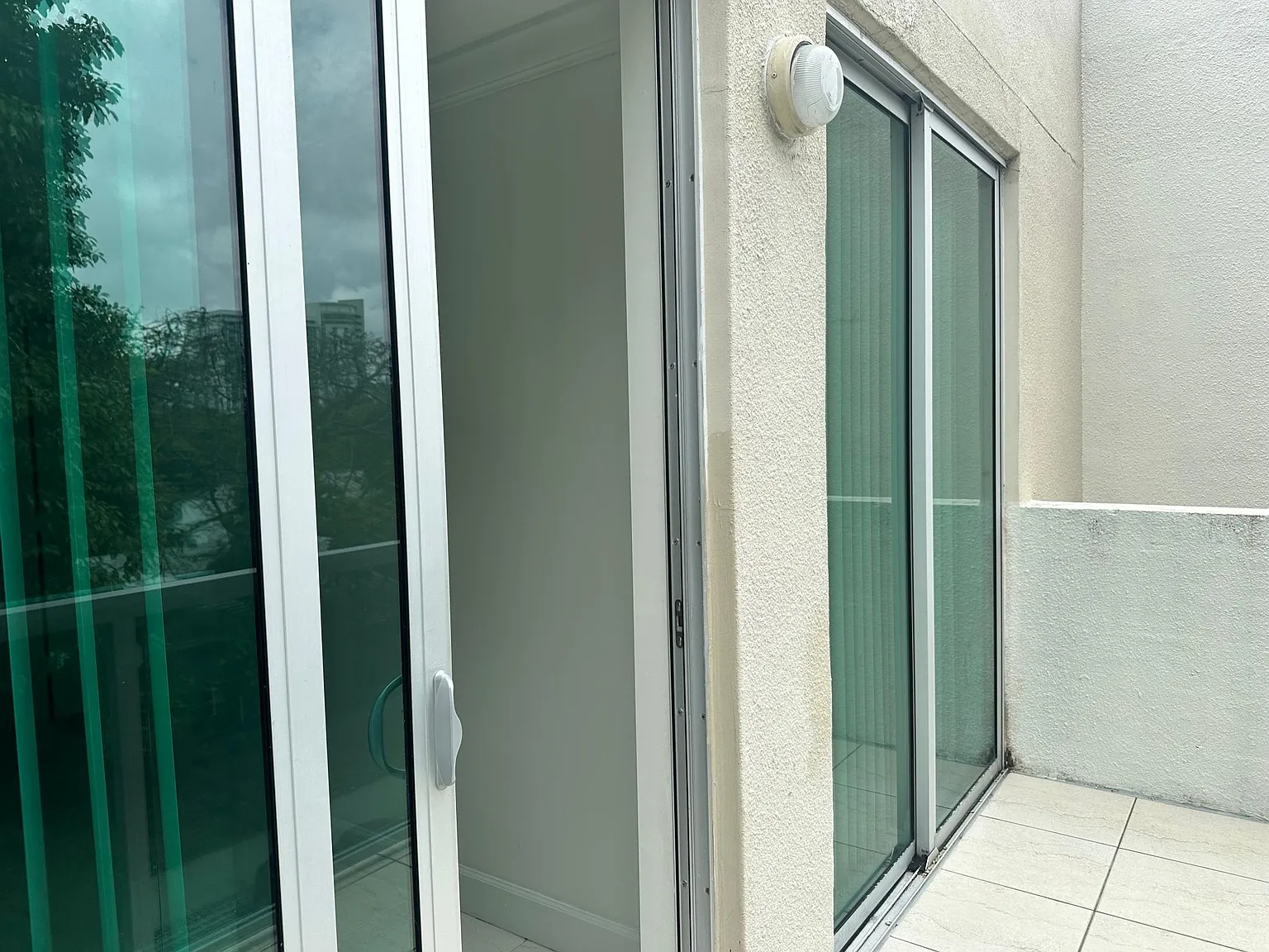 1530 Brickell Ave — Photo 2