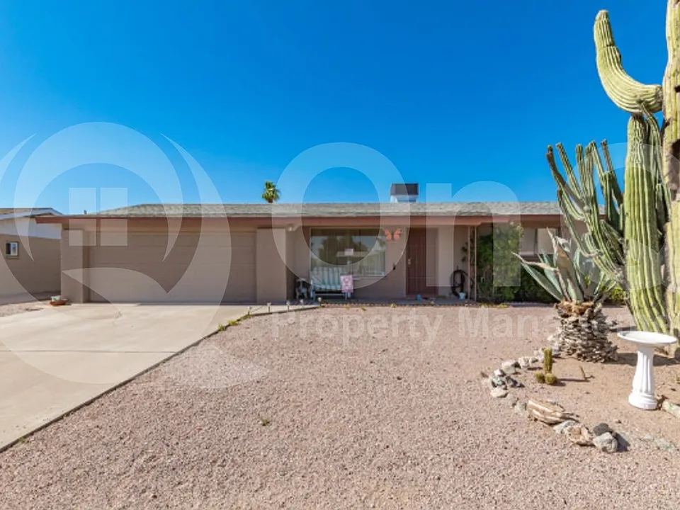 6538 E Adobe Rd