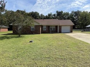 3255 Raffield Ct, Dalzell, SC 29040
