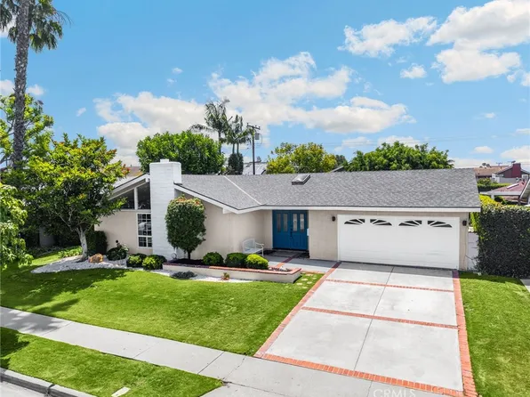 208 Somerset Dr, Placentia, CA 92870