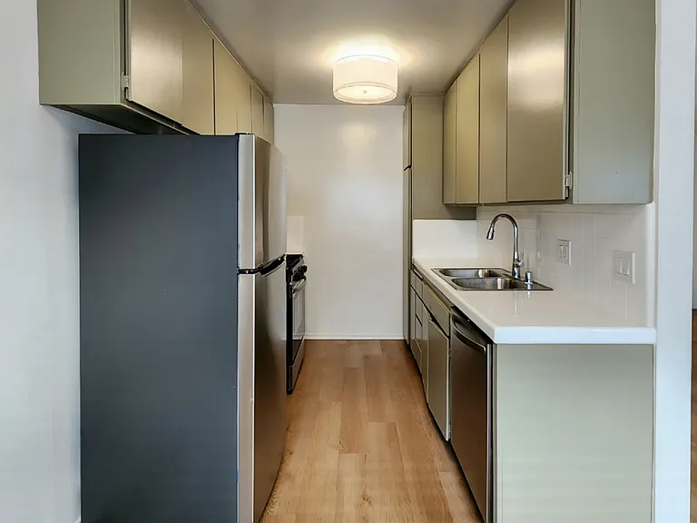 10138 Palms Blvd #6 — Photo 7