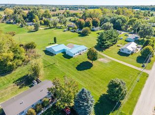 306 N Lakeland Dr, Lagrange, IN