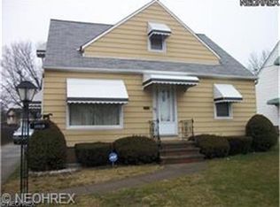 14519 Rockside Rd, Maple Heights, OH 44137