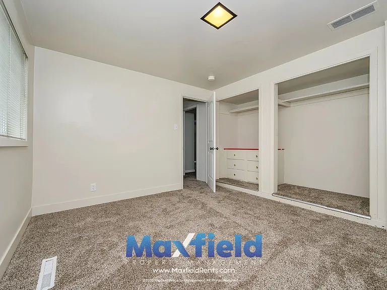 2139 E 1300 S — Photo 25