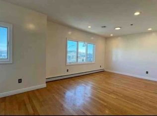 107 Haven Ave #3, Staten Island, NY 10306