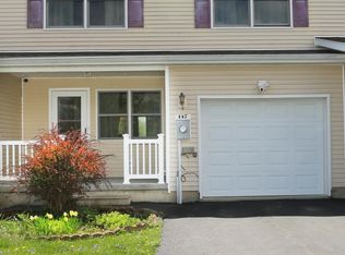 147 Skyview Dr, Greenville, NY 12083