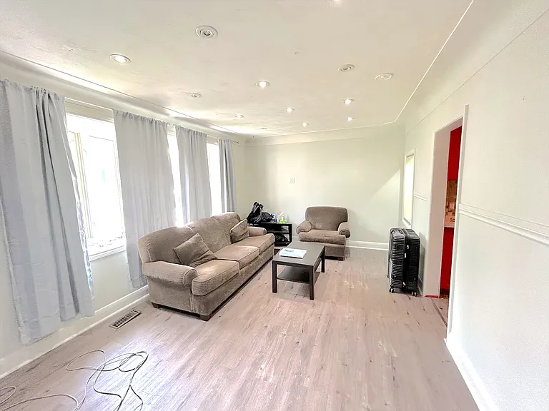 3 Brandow Ct #2 — Photo 7