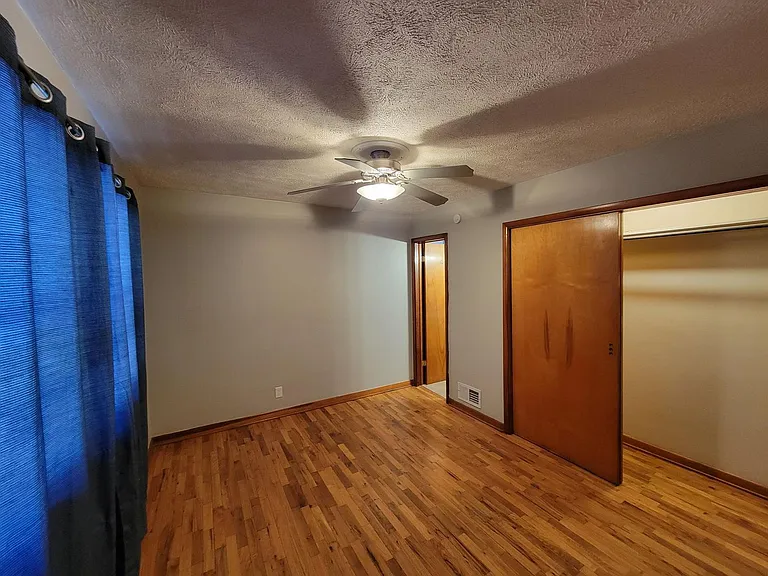 737 Lindberg Dr — Photo 13