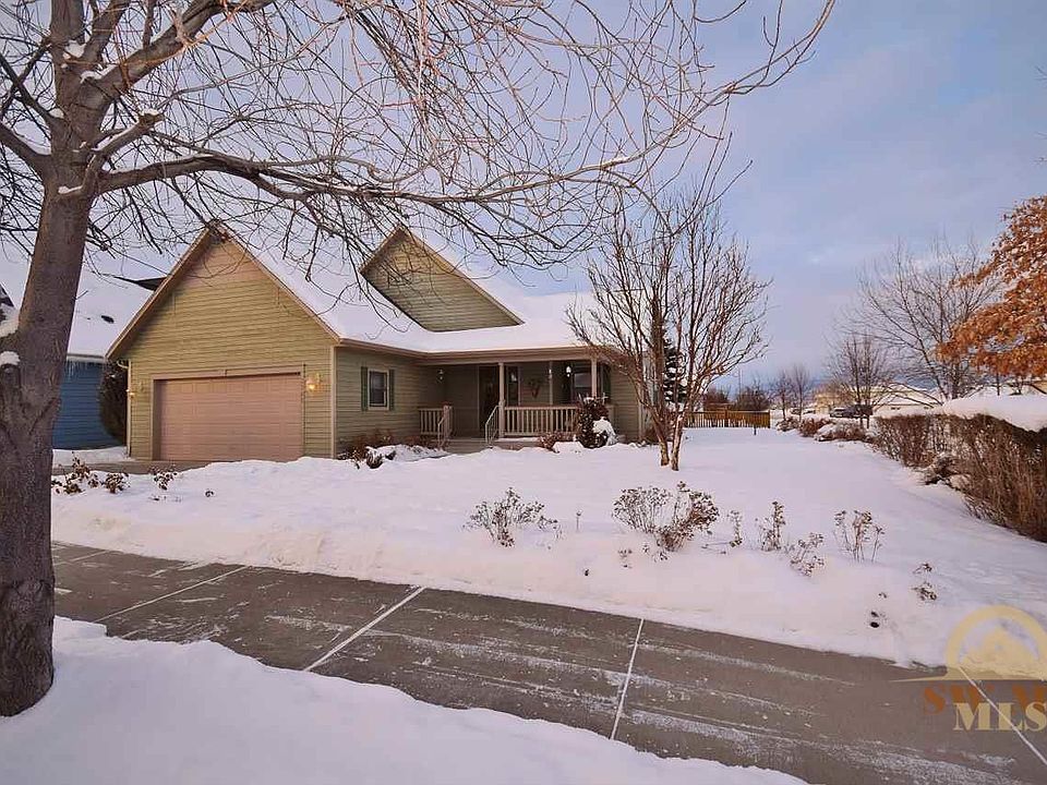 1st image of 2705 Goldenrod Ln