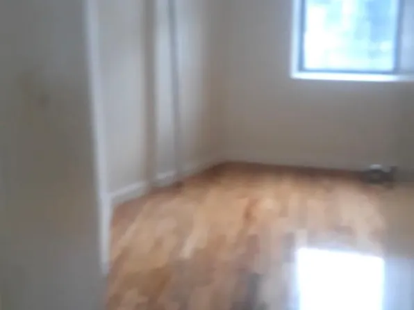 2486 Elm Pl, Bronx, NY 10458
