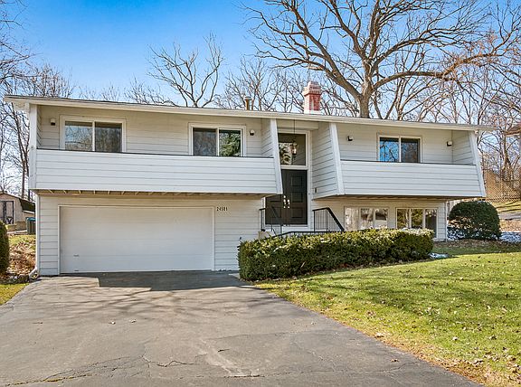 2nd image of 24501 W Guinevere Ln