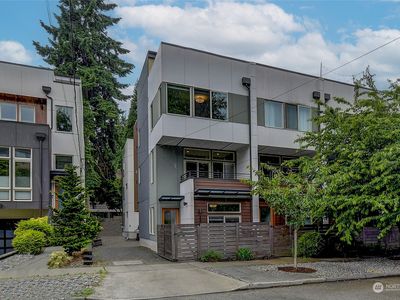 2311 B 48th Avenue SW, Seattle, WA, 98116