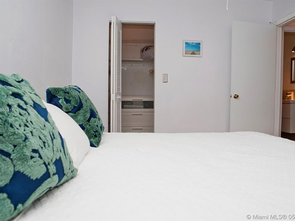 1st image of 253 172nd St #23