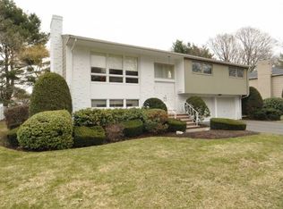 55 Gary Rd, Needham, MA 02494