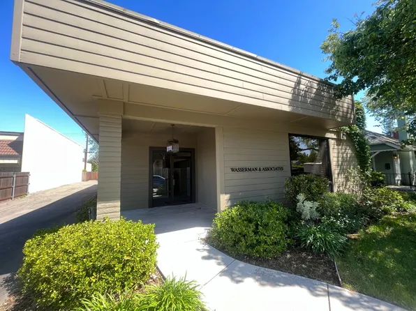 1029 56th St #J, Sacramento, CA 95819