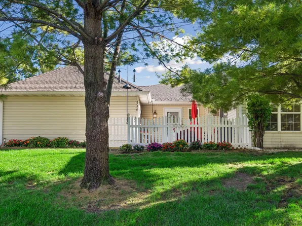 3070 Timberwood Ct Unit 32, Saint Paul, MN 55121