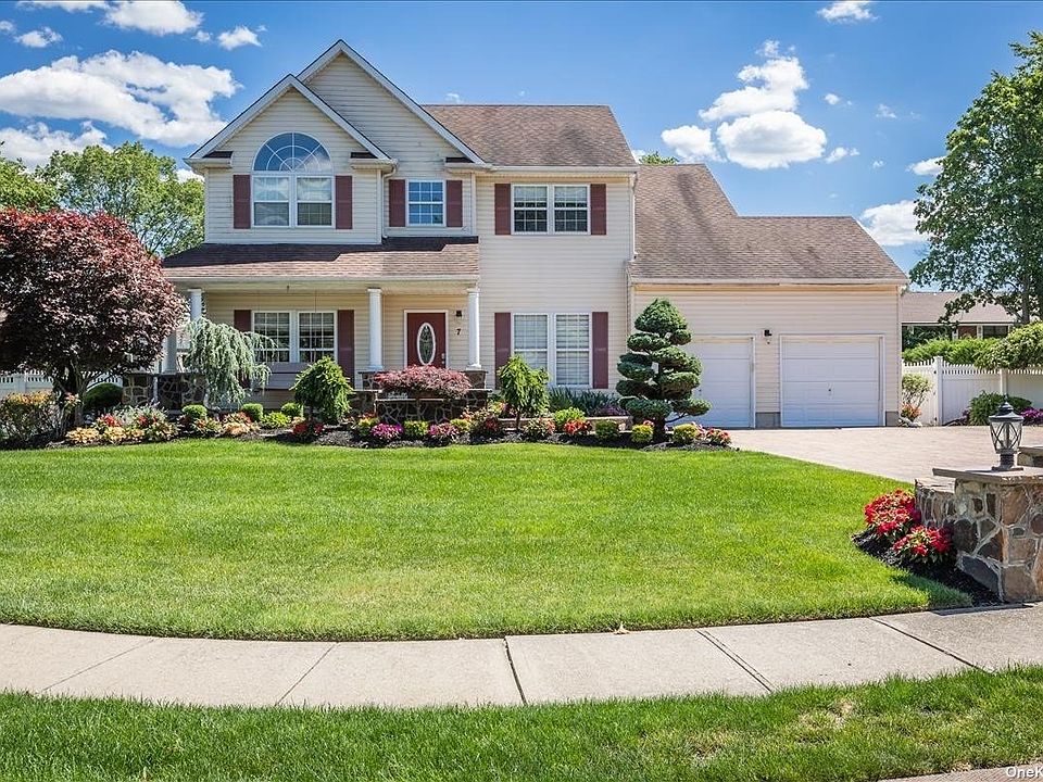 1st image of 7 Cara Ct