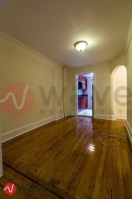 Rented by Wave Real Estate Group | media 16