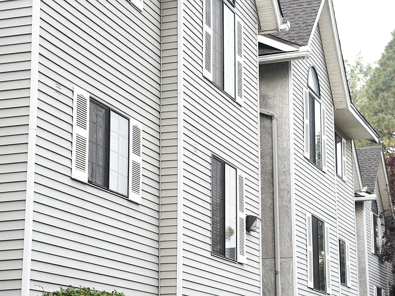 Parc Grand Apartments — Photo 21