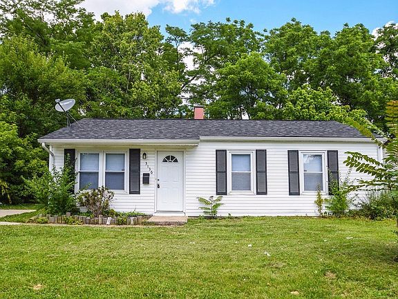 2nd image of 3136 Laverne Dr
