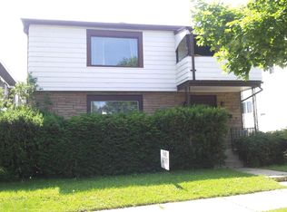 3559 N Cramer St, Milwaukee, WI 53211