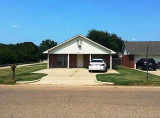 2400 S 3rd St, Waco, TX 76706