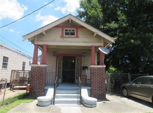 8719 Fig St, New Orleans, LA 70118