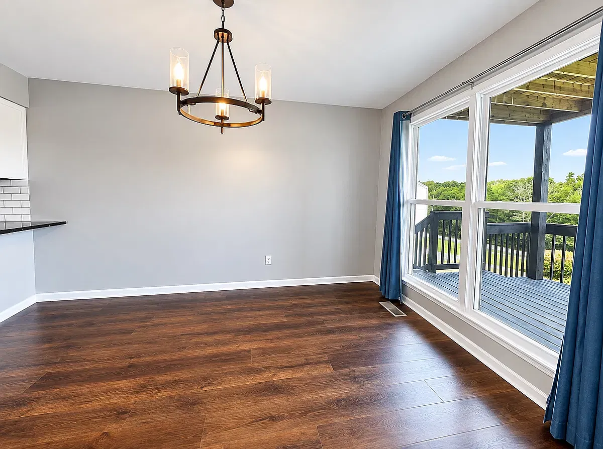 3 bed, 1964 sqft, $2,198 — Photo 4