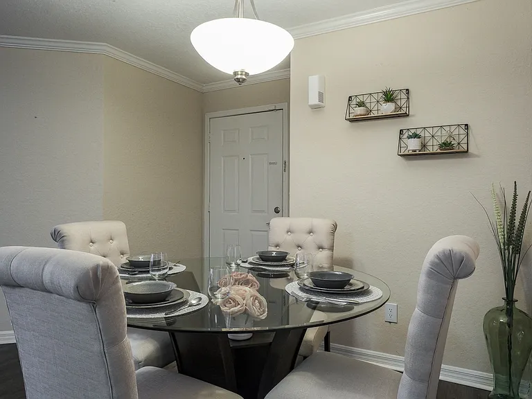 The Landings at Boot Ranch | Palm Harbor FL | Model Dining Room