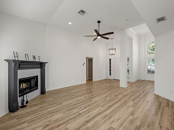 5th image of 10100 Seville Ct