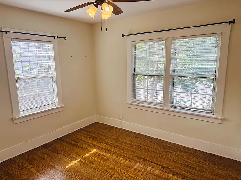 2202-2230 E Lowena Dr — Photo 9