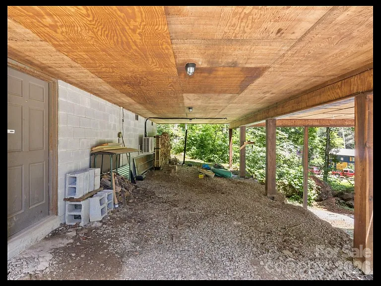 170 Mountain Farm Rd — Photo 23